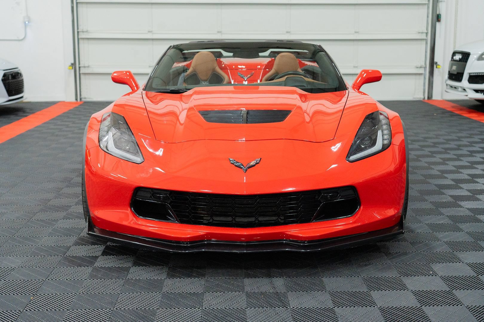 Used 2016 Chevrolet Corvette Z06 w/ 3LZ Preferred Equipment Group RWD image 2