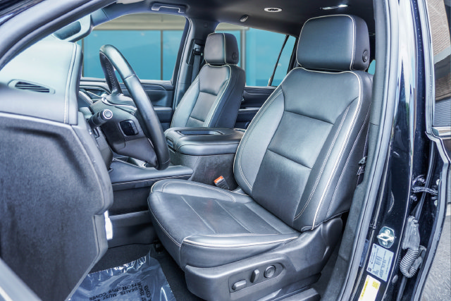 Used 2024 GMC Yukon XL SLT RWD image 21