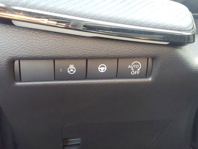 Certified 2025 Nissan Kicks SR w/ SR Premium Package FWD image 30