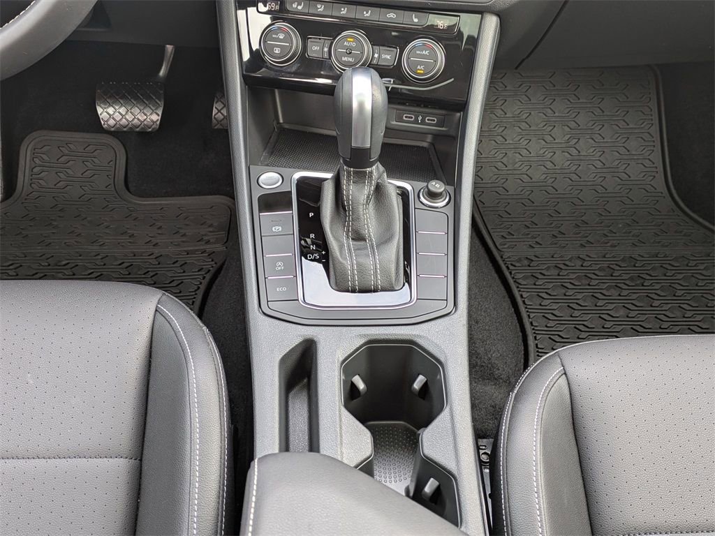 Used 2021 Volkswagen Jetta S image 16