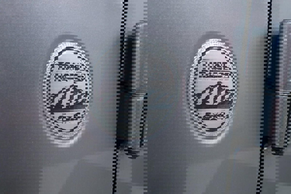 Used 2018 Jeep Wrangler Unlimited Sport image 33