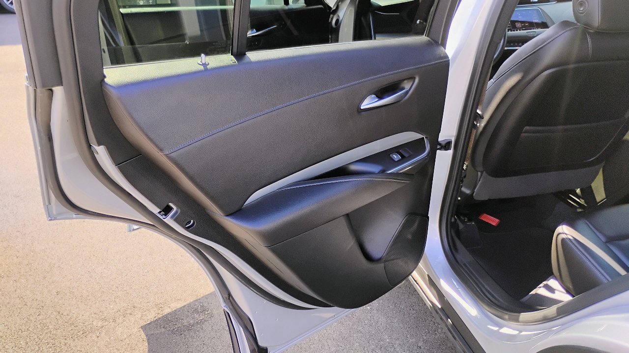 Used 2020 Cadillac XT4 Premium Luxury image 16