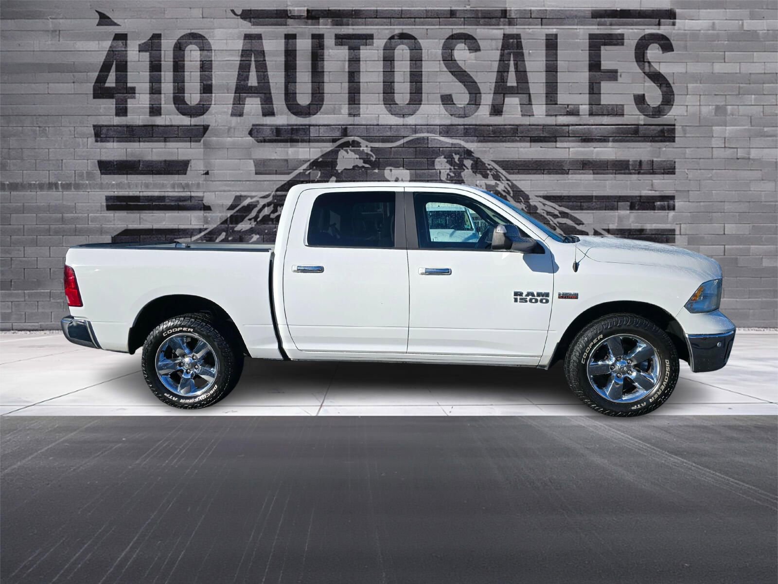 Used 2018 RAM 1500 Big Horn image 2