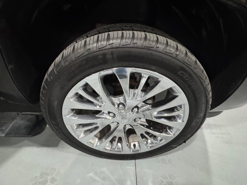 Used 2013 Cadillac Escalade EXT Premium image 18