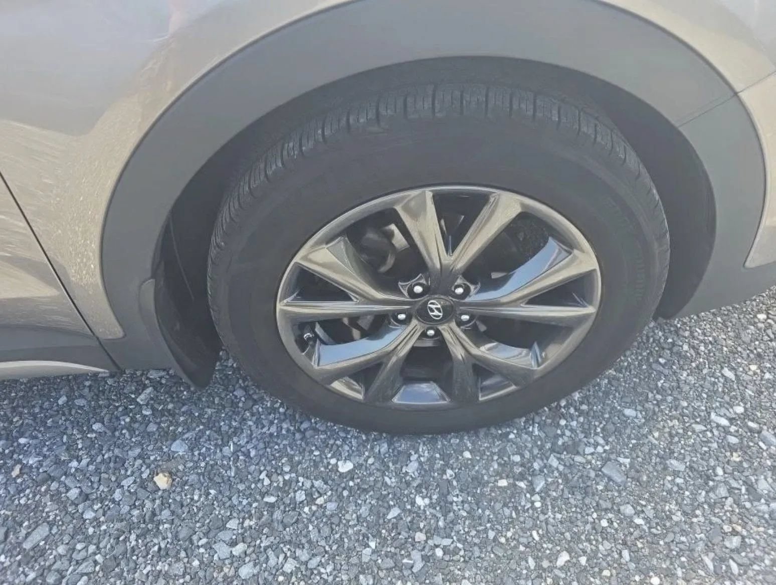 Used 2018 Hyundai Santa Fe Sport AWD/4WD image 9