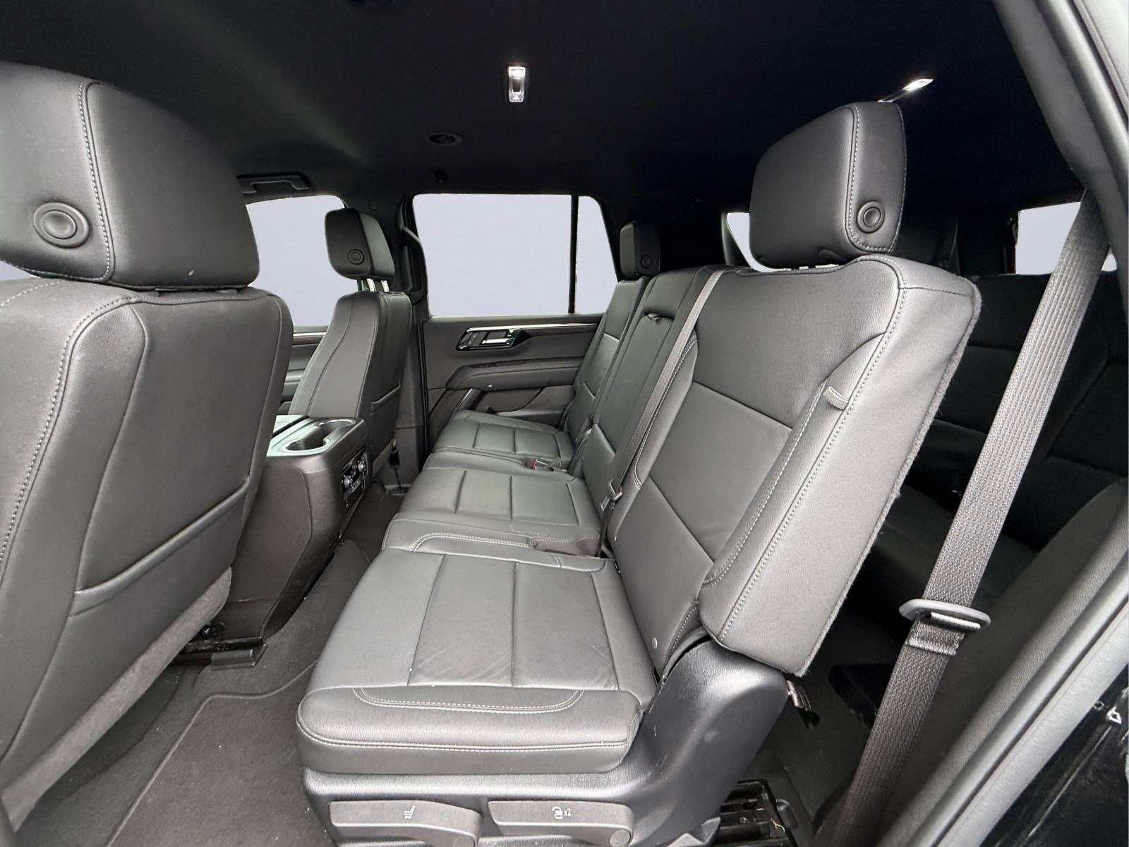 Used 2025 Chevrolet Tahoe LT AWD/4WD image 18