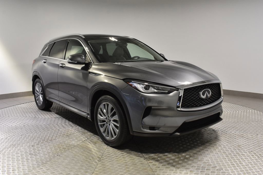 Certified 2025 INFINITI QX50 Luxe image 11