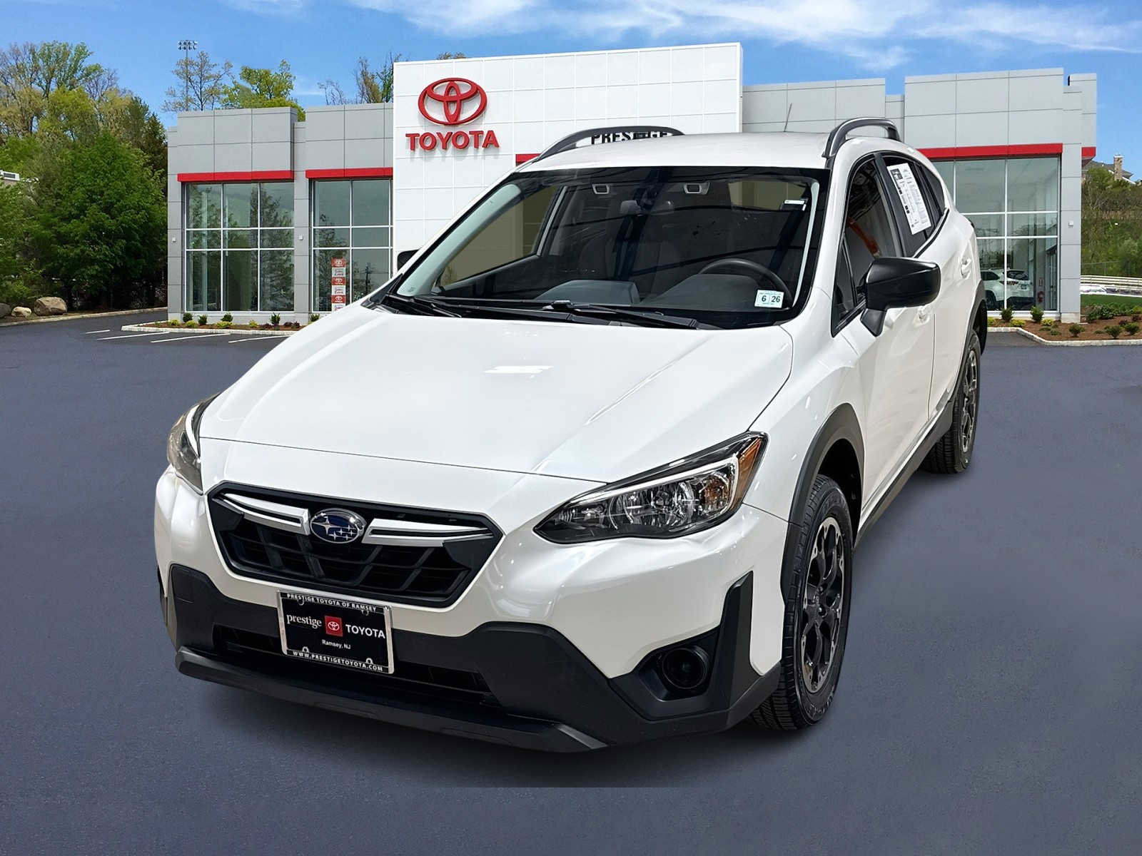 Used 2021 Subaru Crosstrek 2.0i image 1