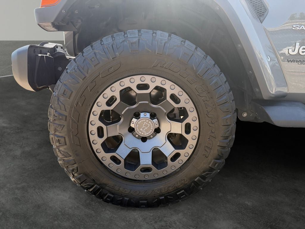Used 2020 Jeep Wrangler Unlimited Sahara AWD/4WD image 4