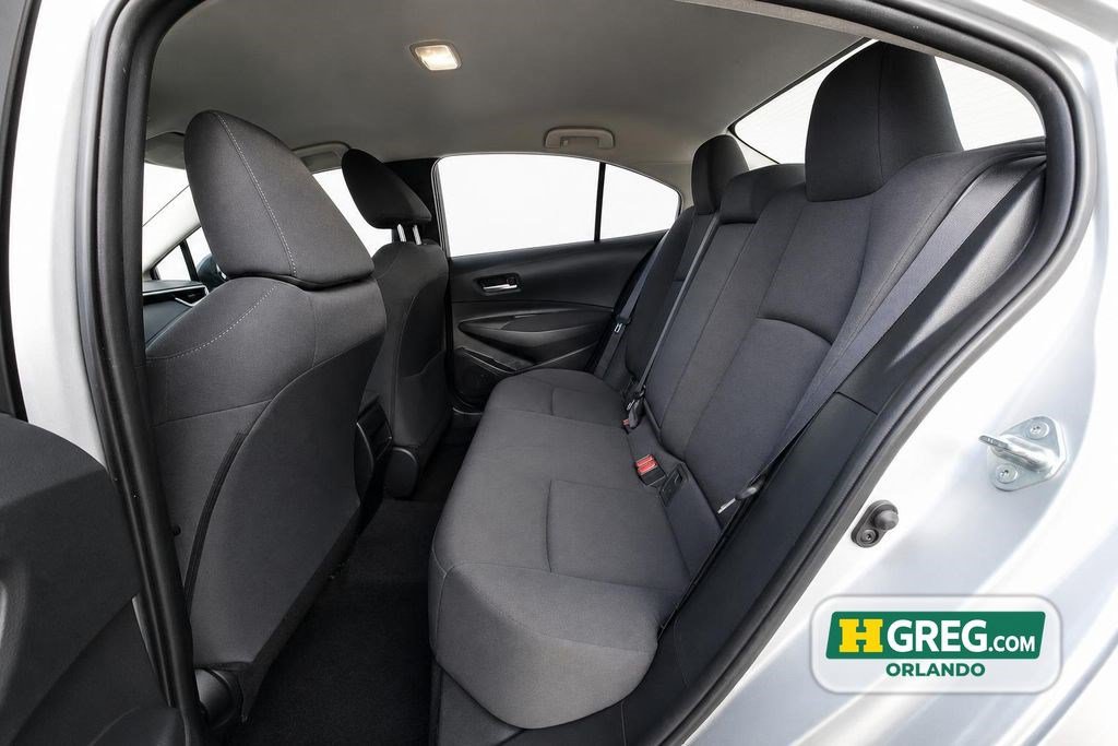 Used 2021 Toyota Corolla LE FWD image 17
