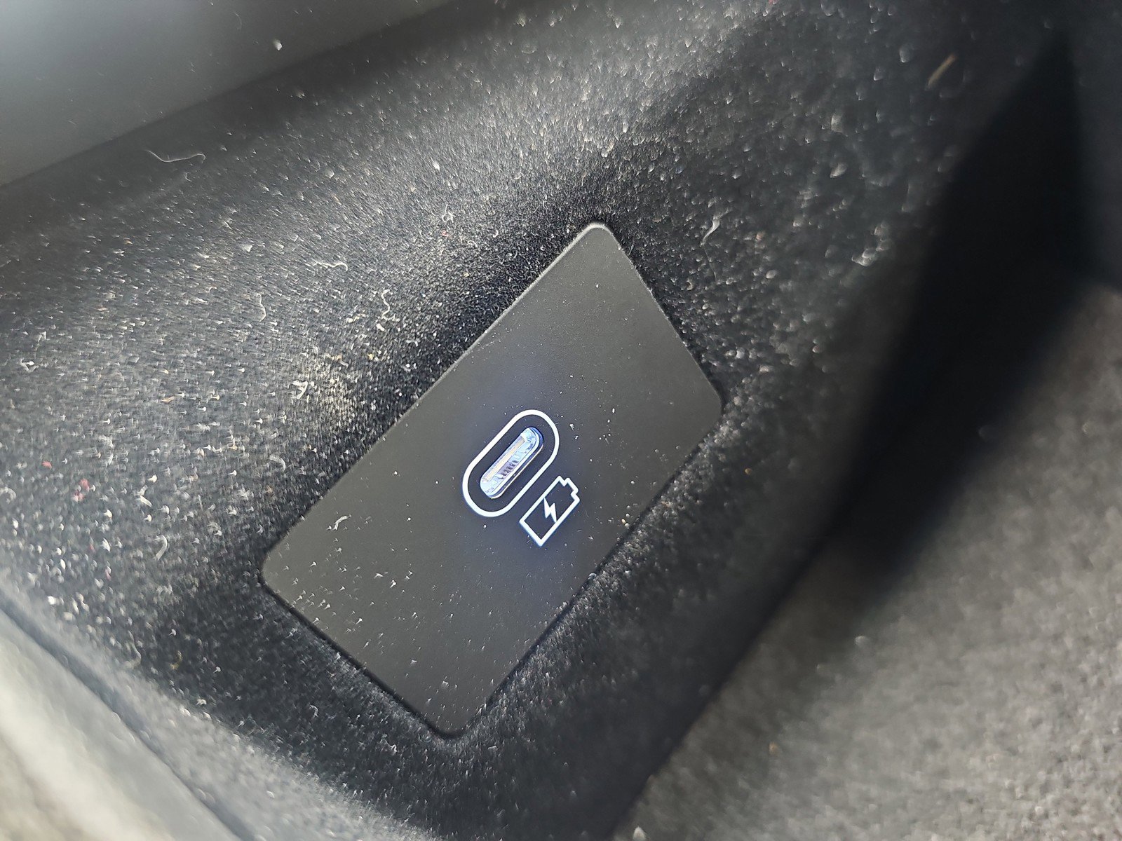 Used 2025 Genesis G70 2.5T w/ Sport Prestige Package image 26