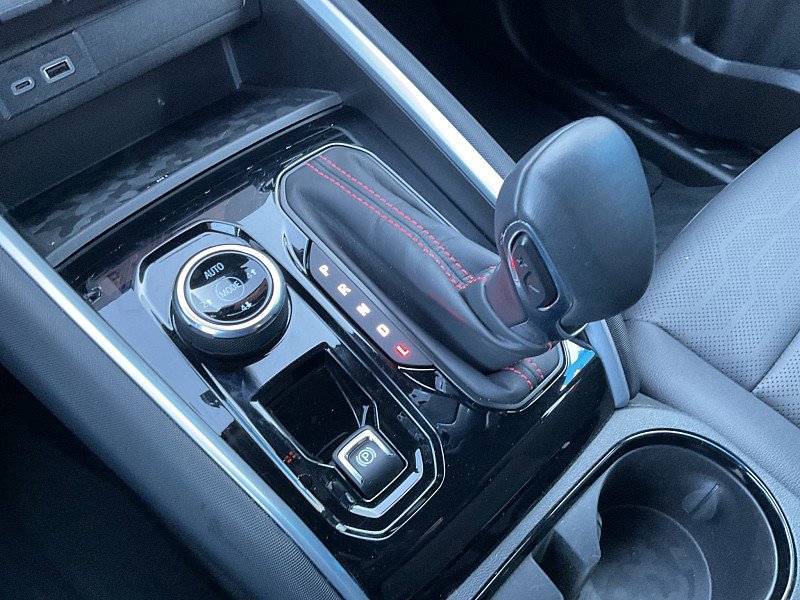 Used 2023 Chevrolet Colorado Z71 w/ Z71 Convenience Package 2 image 26