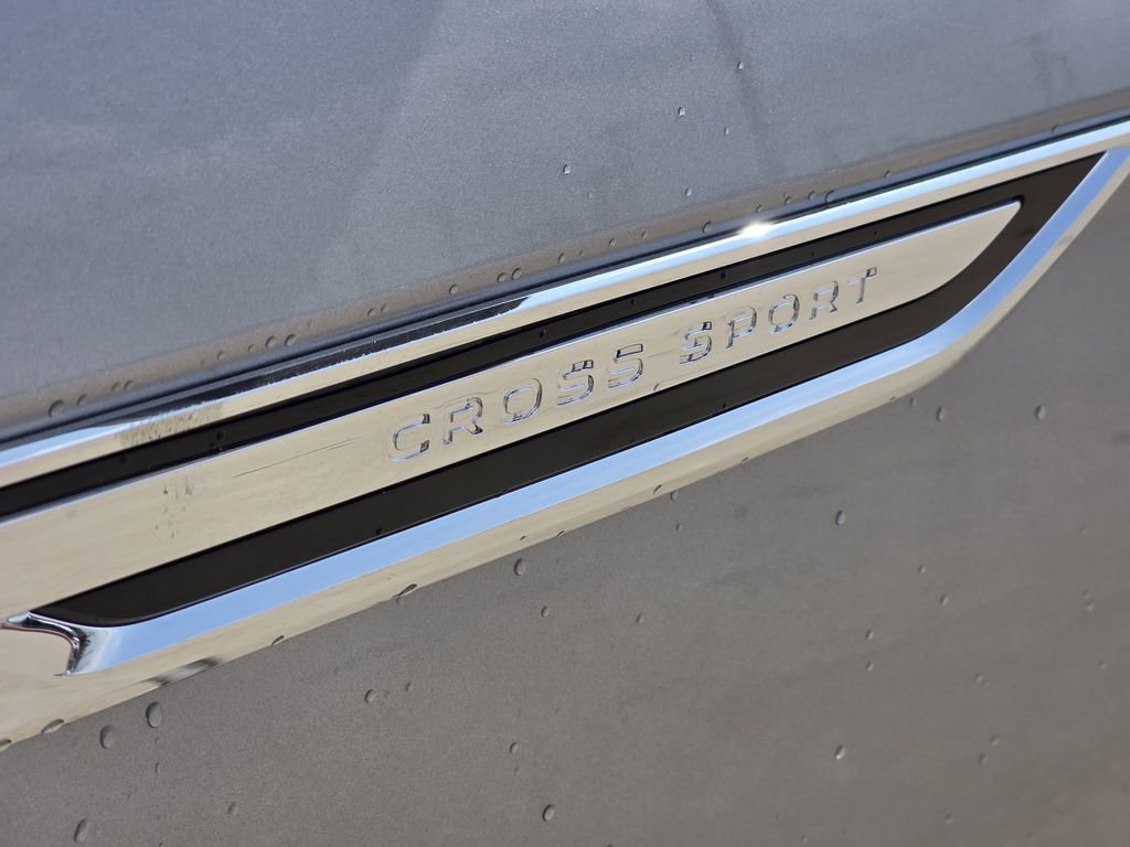 New 2026 Volkswagen Atlas Cross Sport SE FWD image 9