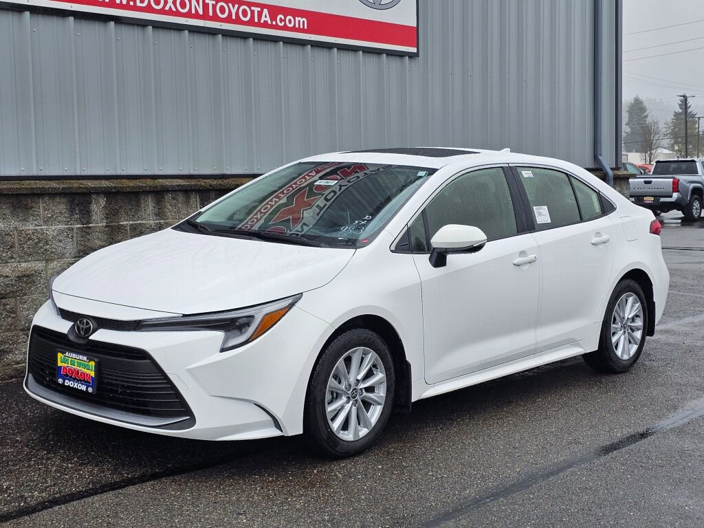 New 2026 Toyota Corolla XLE image 2