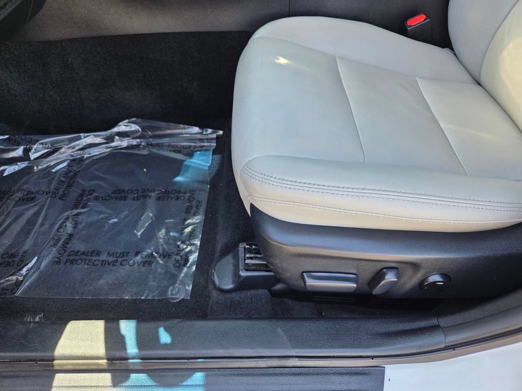 Used 2018 Toyota Avalon XLE Premium FWD image 20