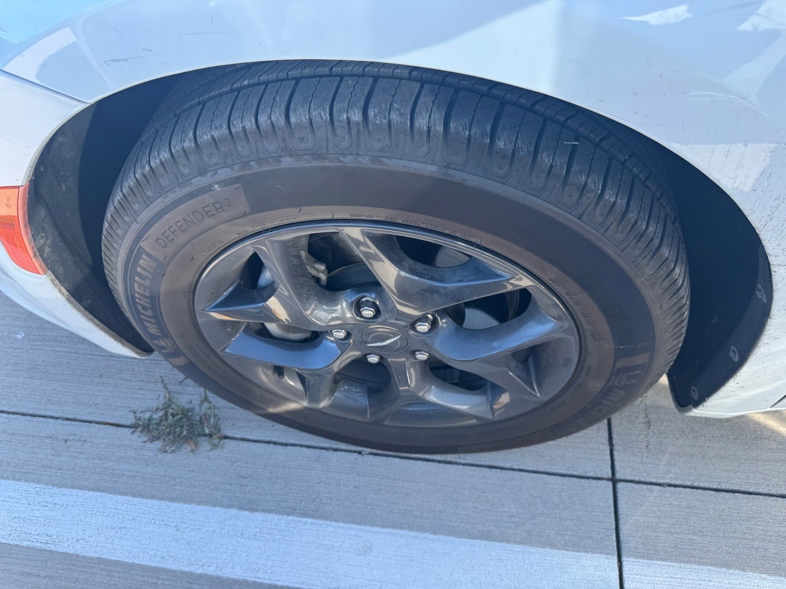 Used 2019 Chrysler Pacifica Touring-L Plus w/ S Appearance Package FWD image 8