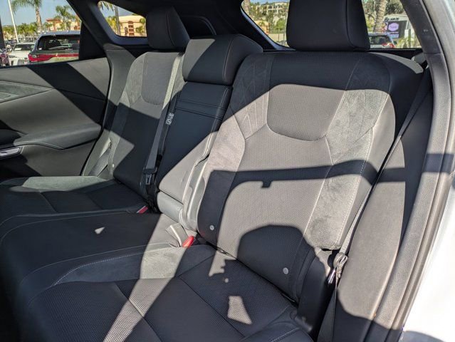 Used 2025 Lexus RX 450h AWD w/ Convenience Package image 27