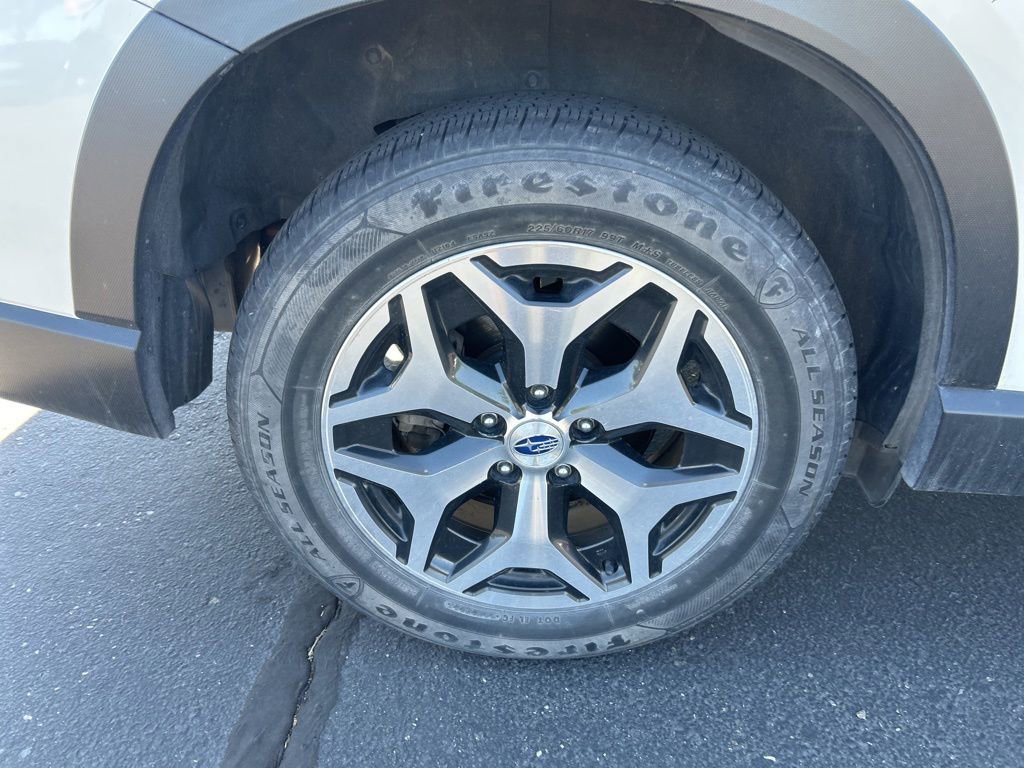 Used 2019 Subaru Forester Premium AWD/4WD image 27