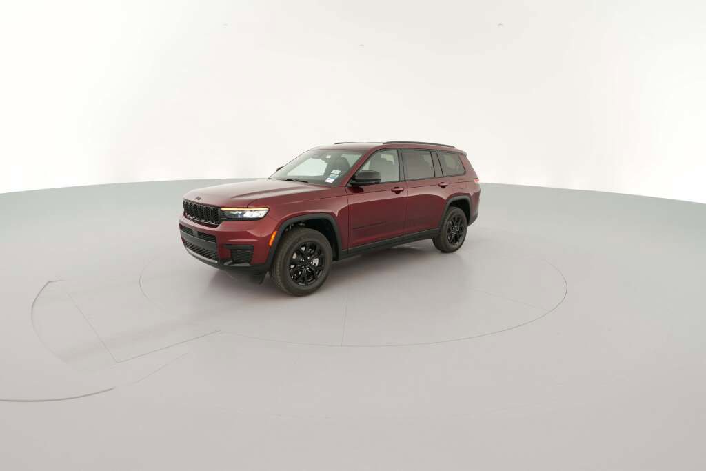 New 2025 Jeep Grand Cherokee L Altitude image 4