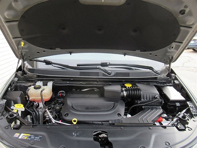 Used 2022 Chrysler Pacifica Limited image 7