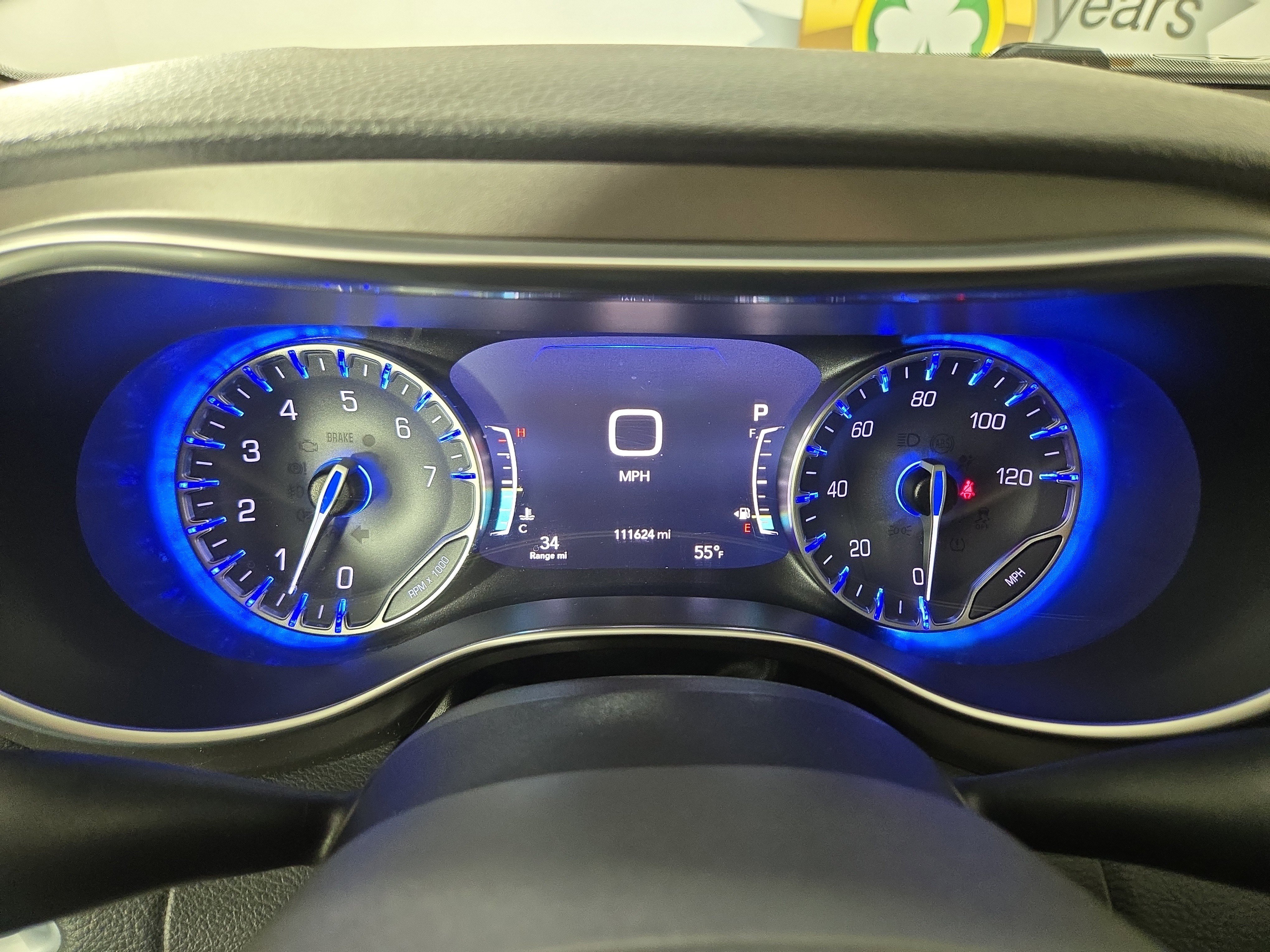 Used 2018 Chrysler Pacifica Limited image 18