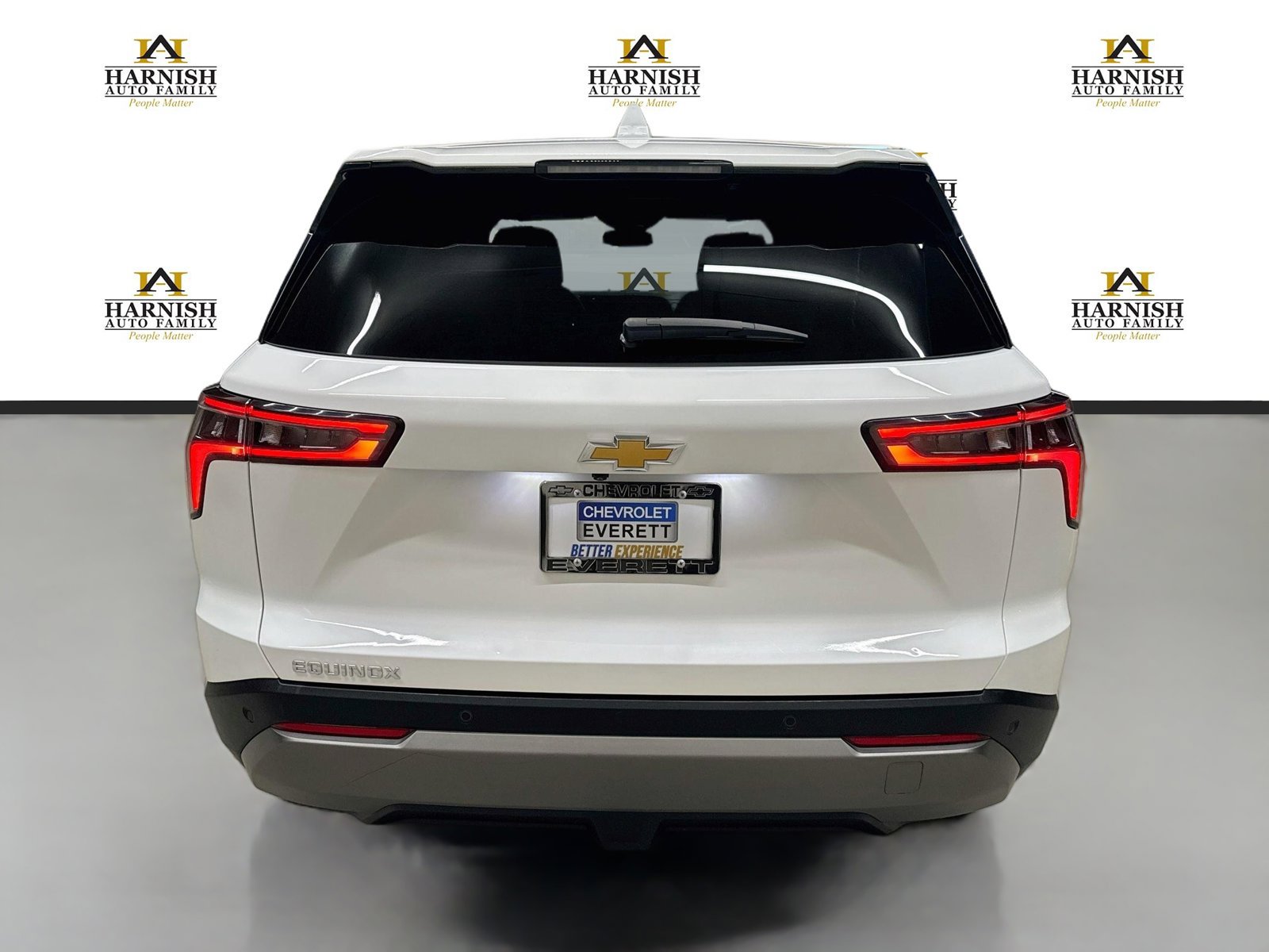 Used 2025 Chevrolet Equinox LT FWD image 6