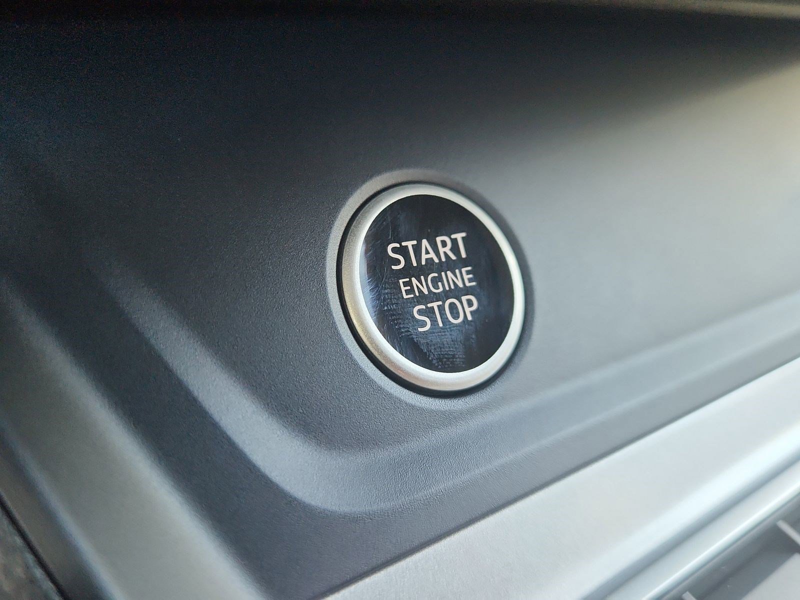 Certified 2025 Audi Q3 2.0T Premium w/ Convenience Package image 29