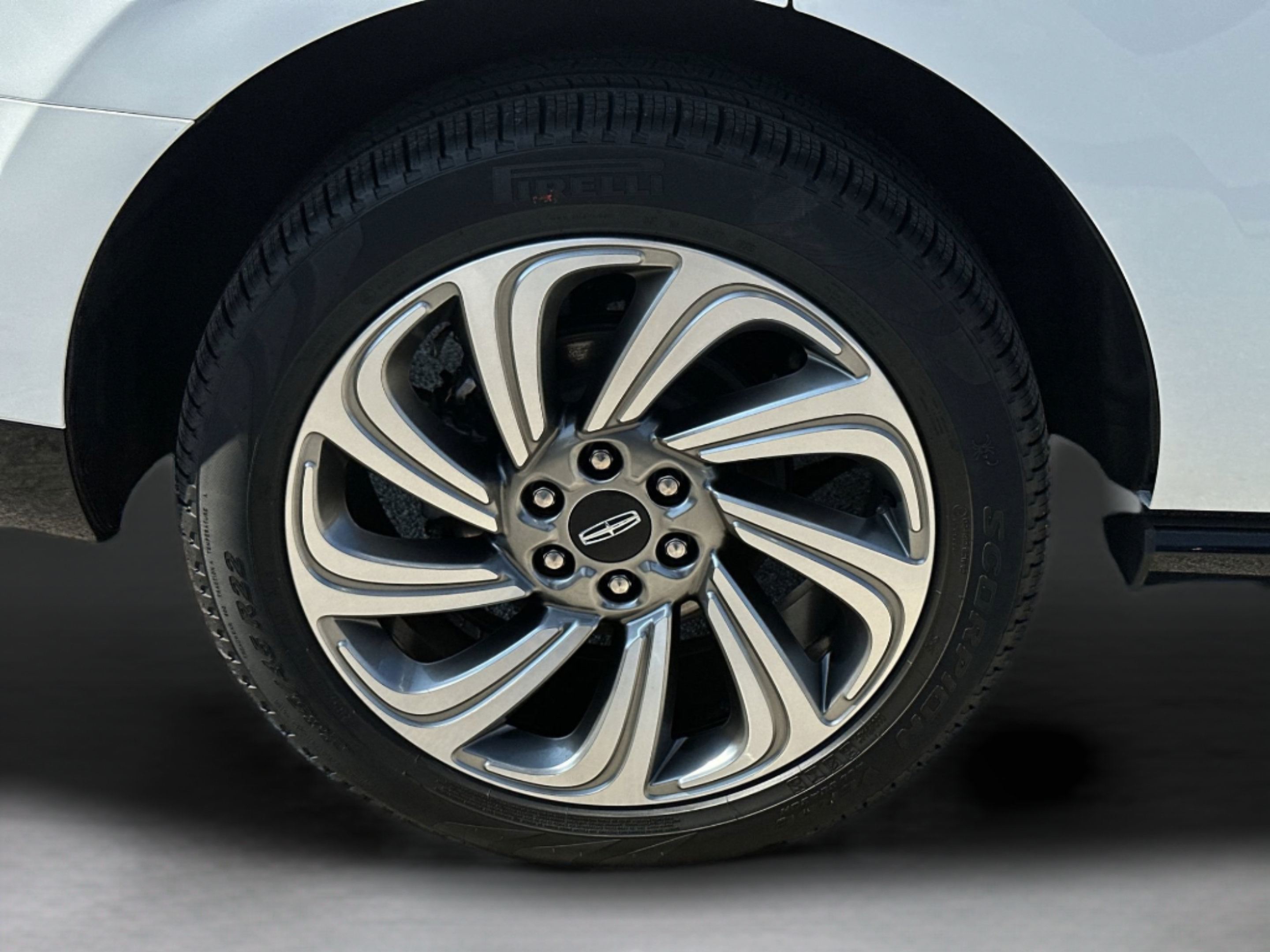 Used 2023 Lincoln Navigator Reserve AWD/4WD image 30