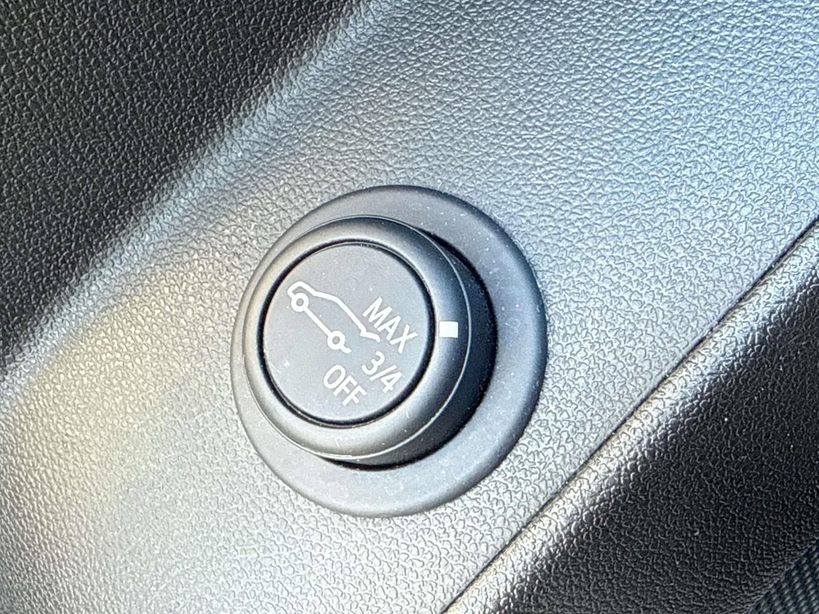 Used 2024 Chevrolet Equinox LT image 23