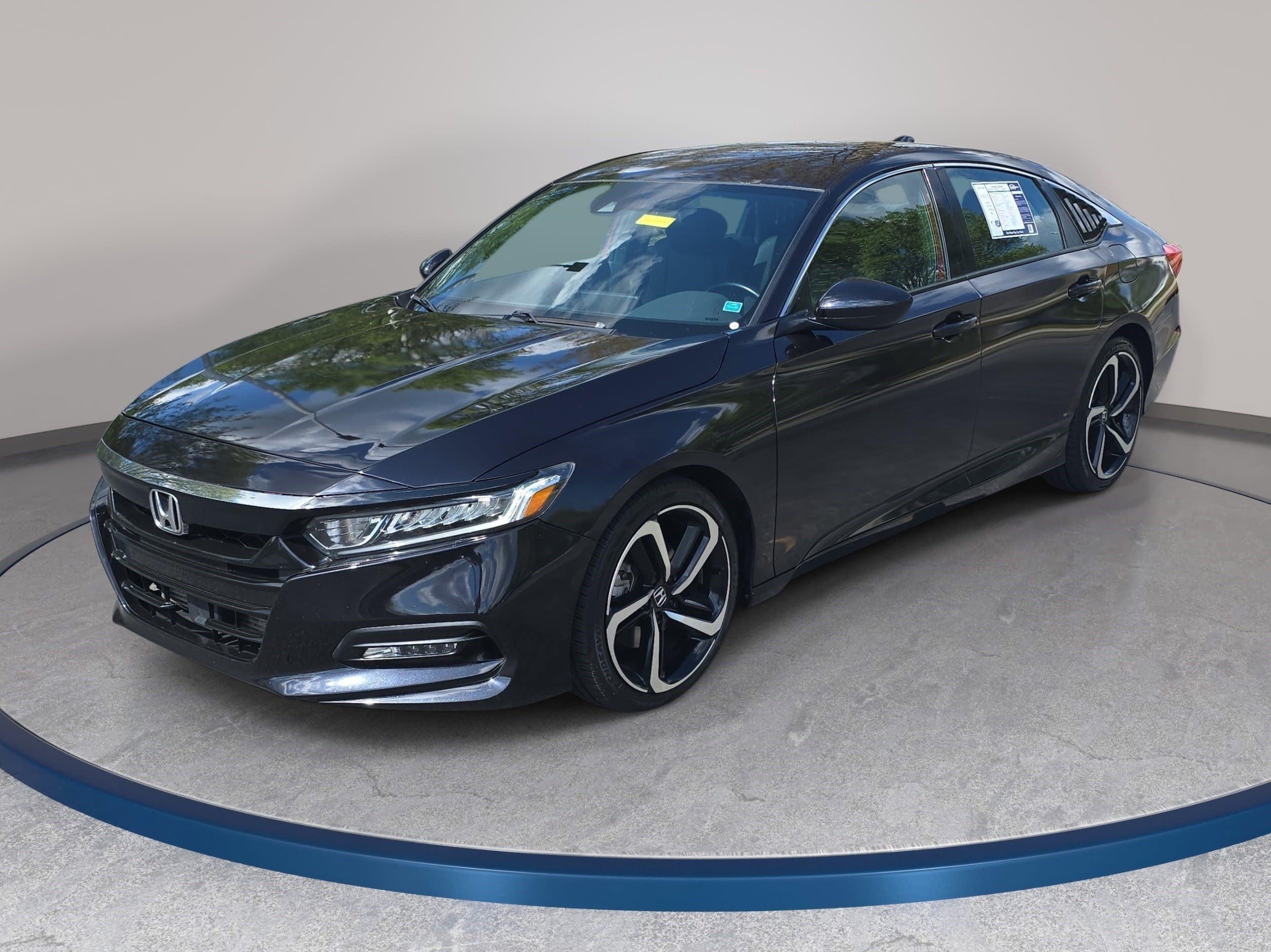 Used 2018 Honda Accord Sport image 1