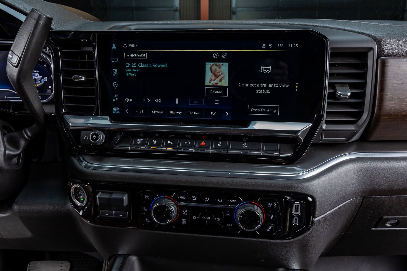 Used 2025 Chevrolet Silverado 2500 High Country w/ High Country Premium Package image 23