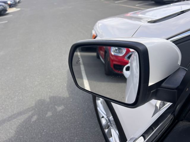 Used 2019 Ford Edge SEL w/ Equipment Group 201A FWD image 12