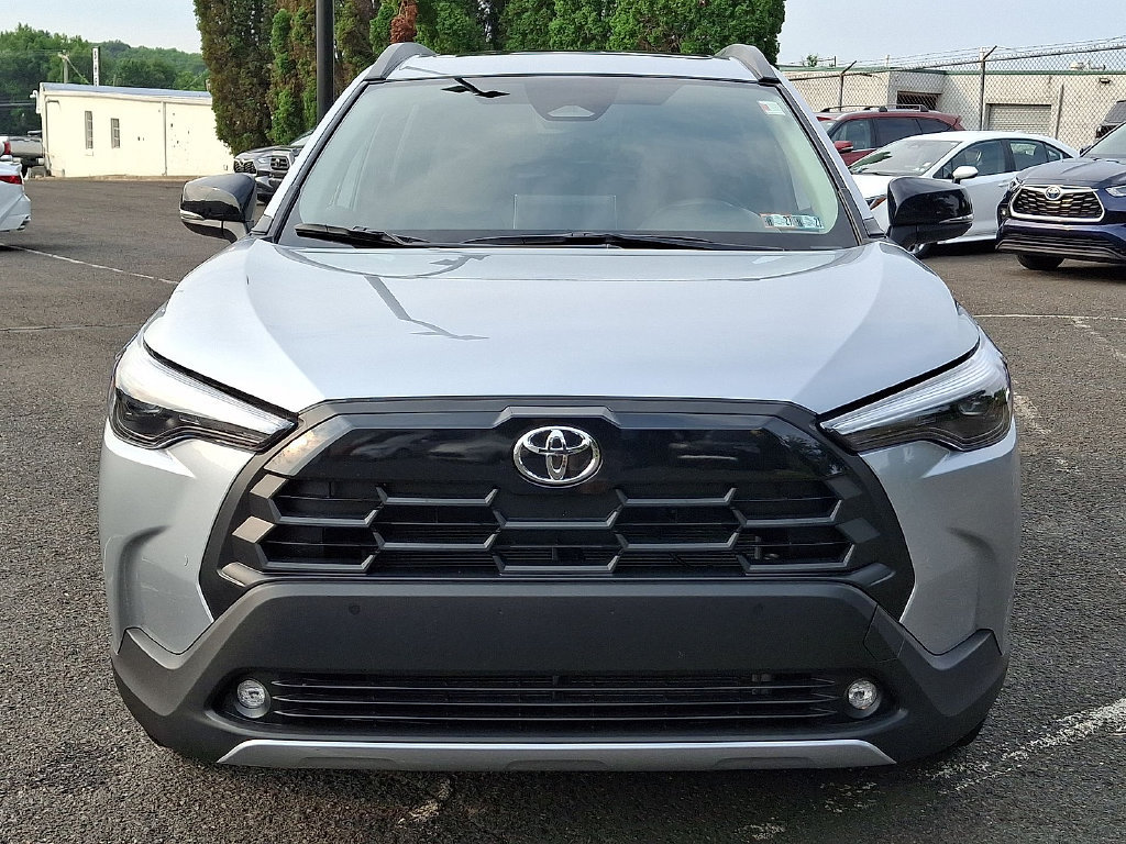Used 2026 Toyota Corolla Cross XLE w/ Convenience Package FWD image 38