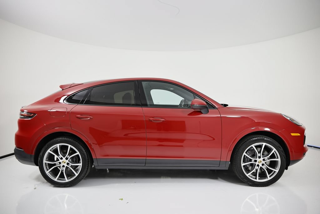Certified 2023 Porsche Cayenne Coupe AWD/4WD image 8