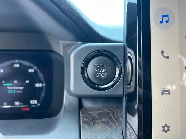 Used 2025 Toyota Tacoma Limited AWD/4WD image 23
