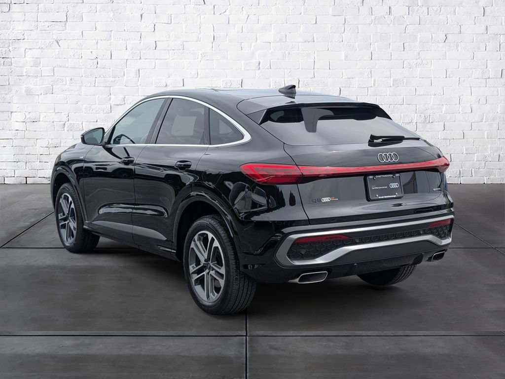 Certified 2025 Audi Q5 Premium Plus w/ Premium Plus AWD/4WD image 5