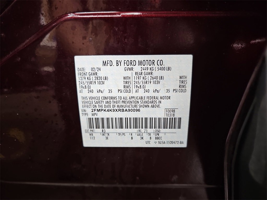 Used 2024 Ford Edge Titanium image 32