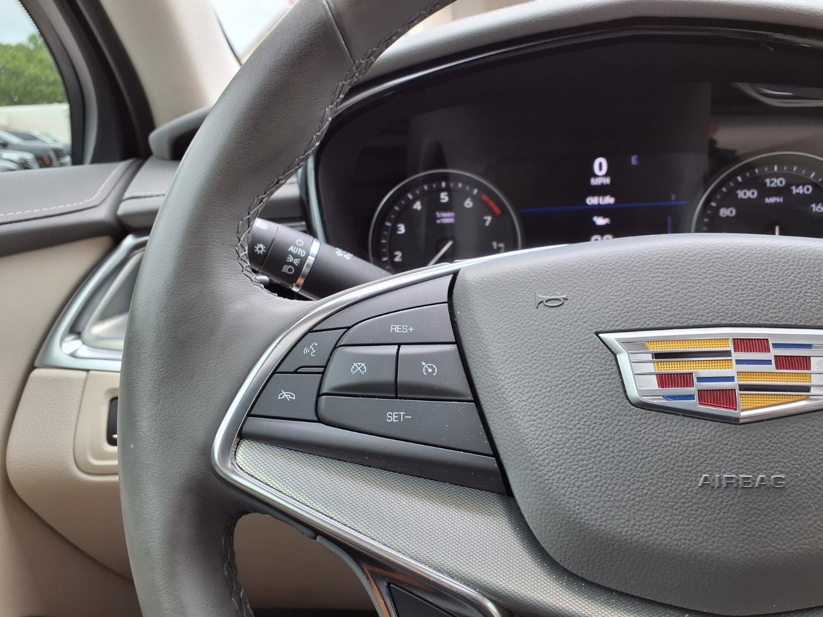 Used 2022 Cadillac XT5 Premium Luxury w/ Technology Package image 30