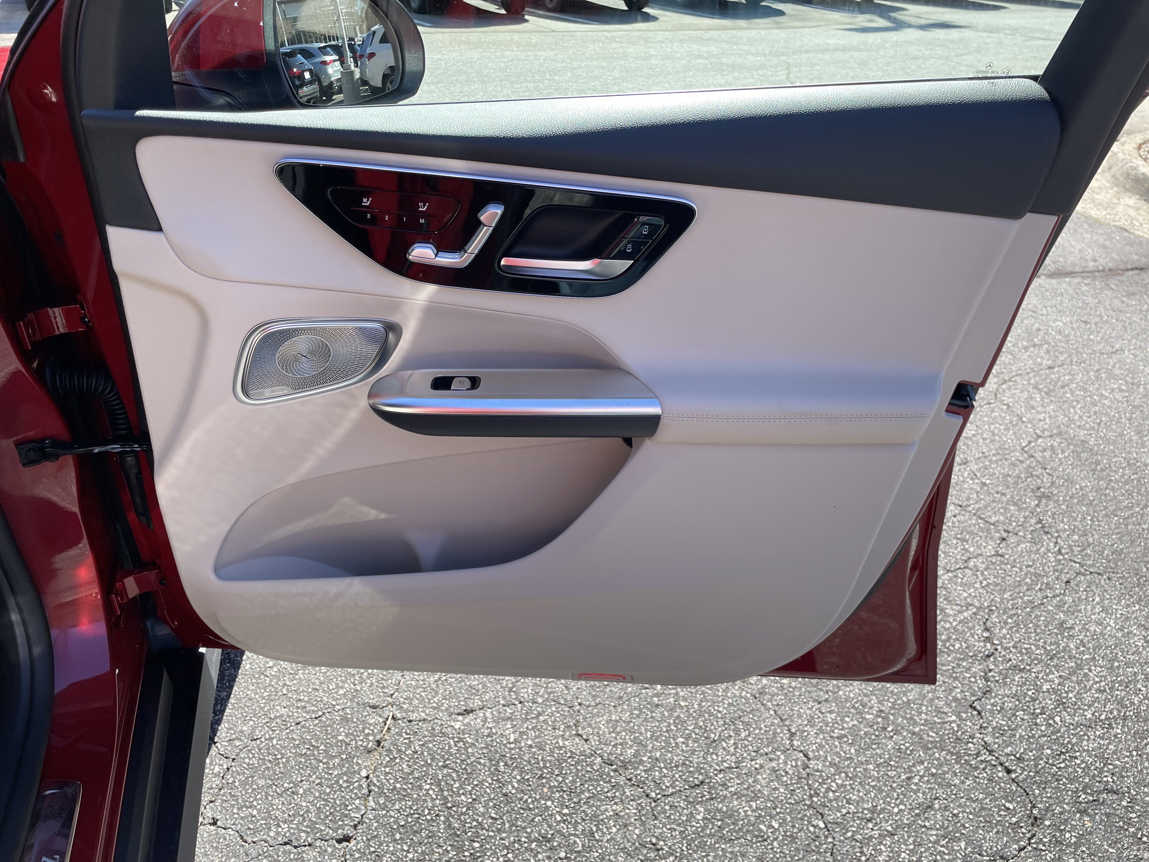 New 2026 Mercedes-Benz GLC 300 image 41