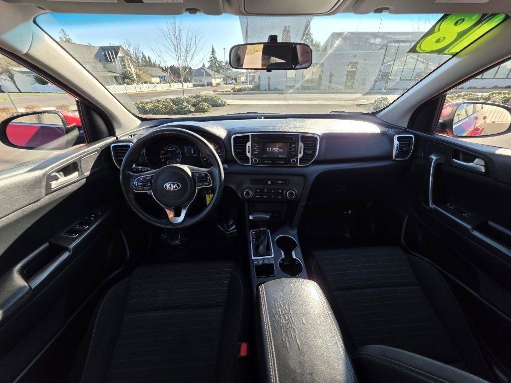 Used 2018 Kia Sportage LX AWD/4WD image 9