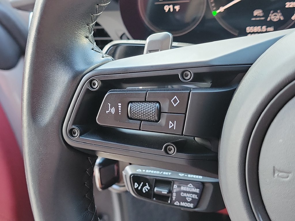 Certified 2022 Porsche 911 Turbo S AWD/4WD image 39