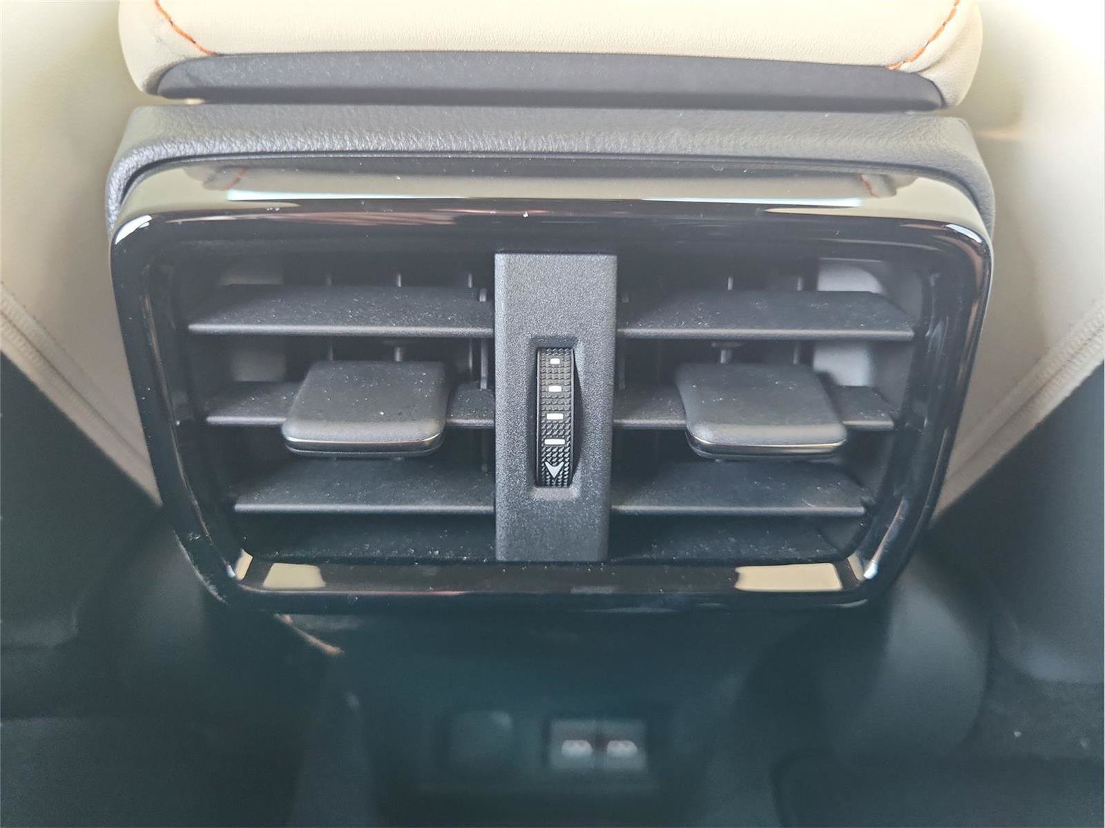 Used 2024 Lexus NX 350h AWD image 22