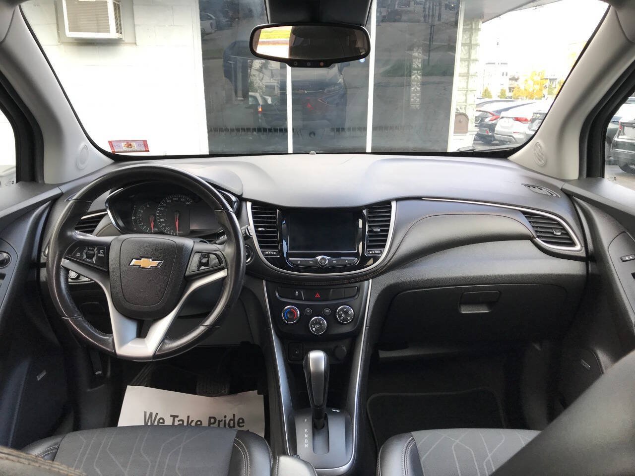 Used 2019 Chevrolet Trax LT w/ Sun & Sound Package AWD/4WD image 11