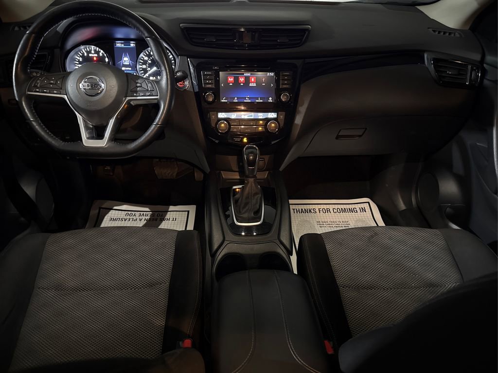 Used 2021 Nissan Rogue Sport SV FWD image 17