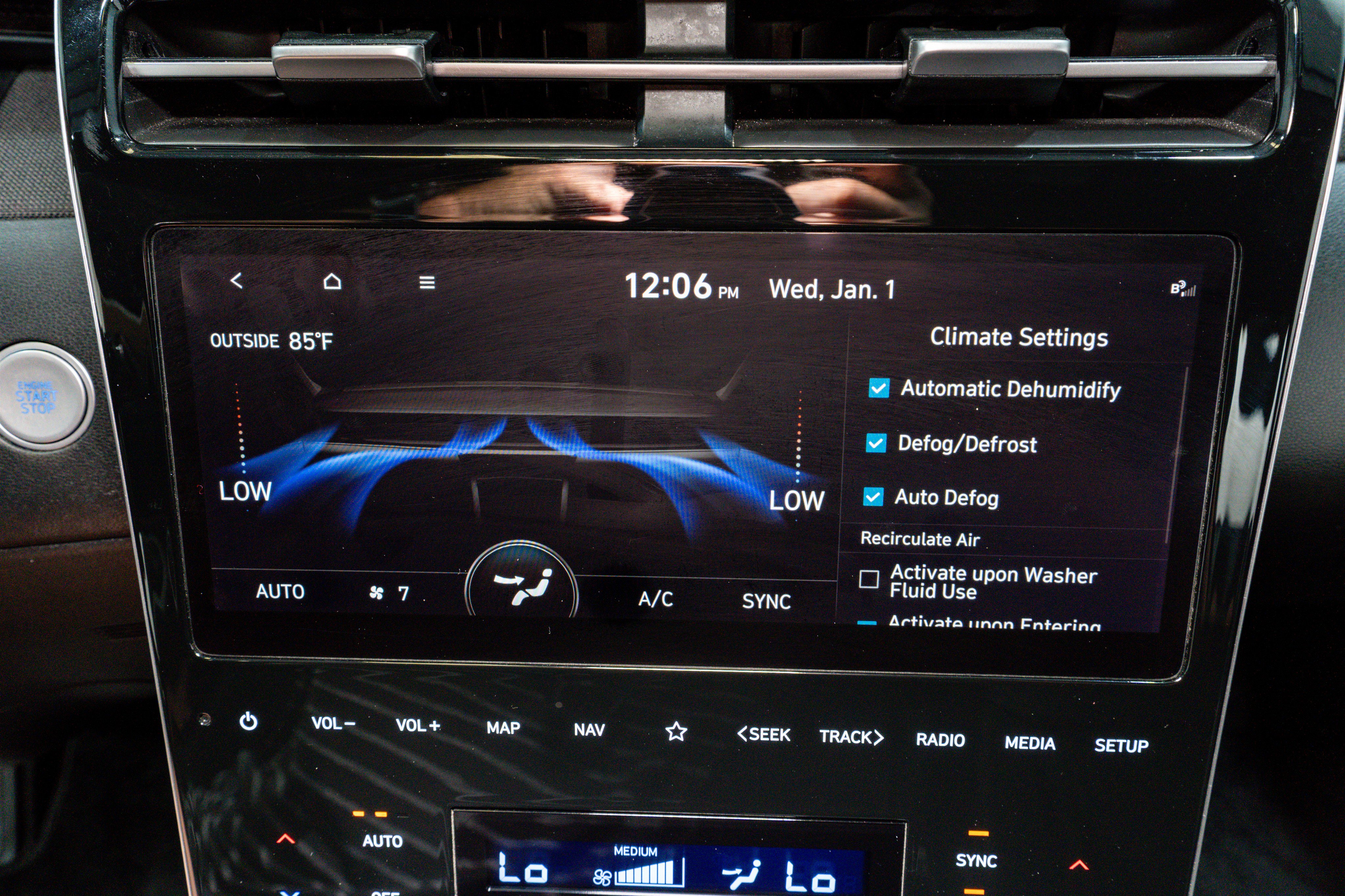 Used 2022 Hyundai Santa Cruz Limited image 23