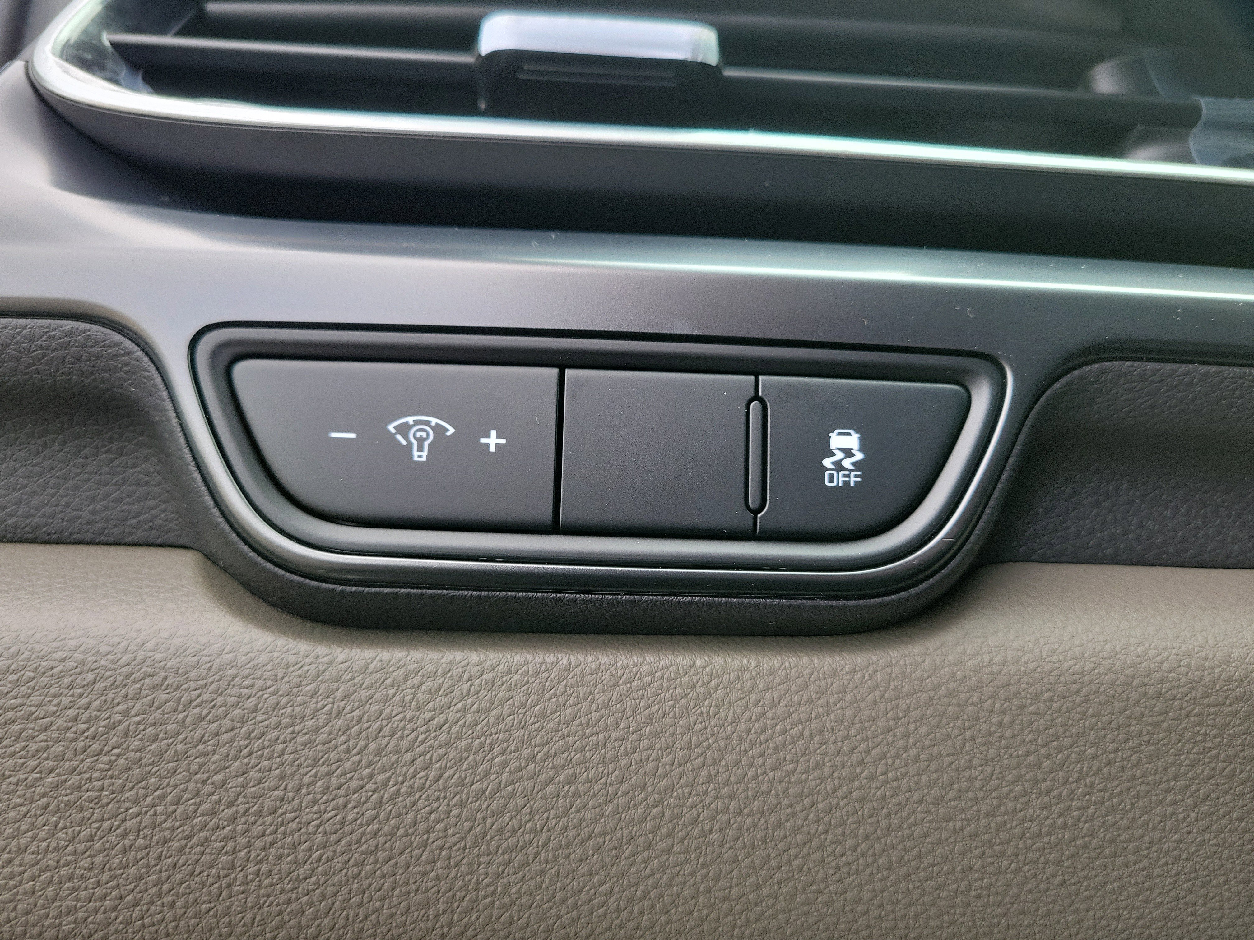 New 2026 Kia Carnival LX image 28