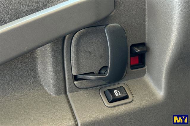 Used 2024 Chevrolet Express 2500 w/ Driver Convenience Package image 12