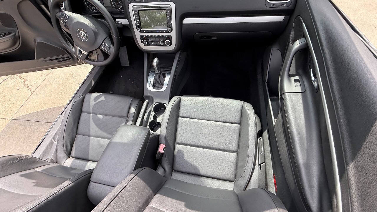 Used 2012 Volkswagen Eos Komfort FWD image 39
