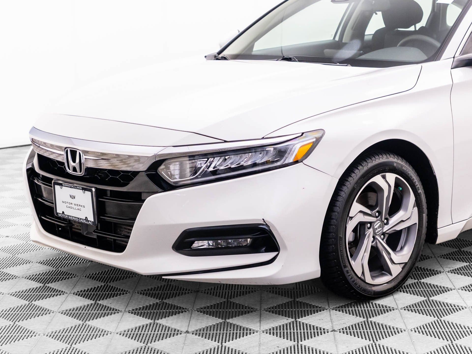 Used 2018 Honda Accord EX image 35