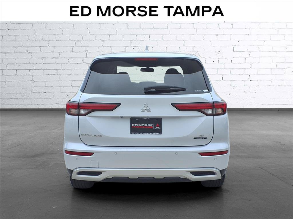 Used 2024 Mitsubishi Outlander SE AWD/4WD image 4